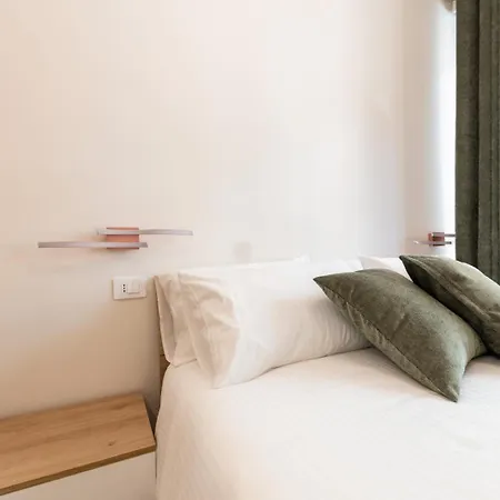 Dedaguesthouse Varese